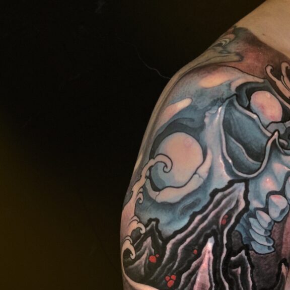 Skull & Waves – Japanese Arm Sleeve Tattoo COVER
